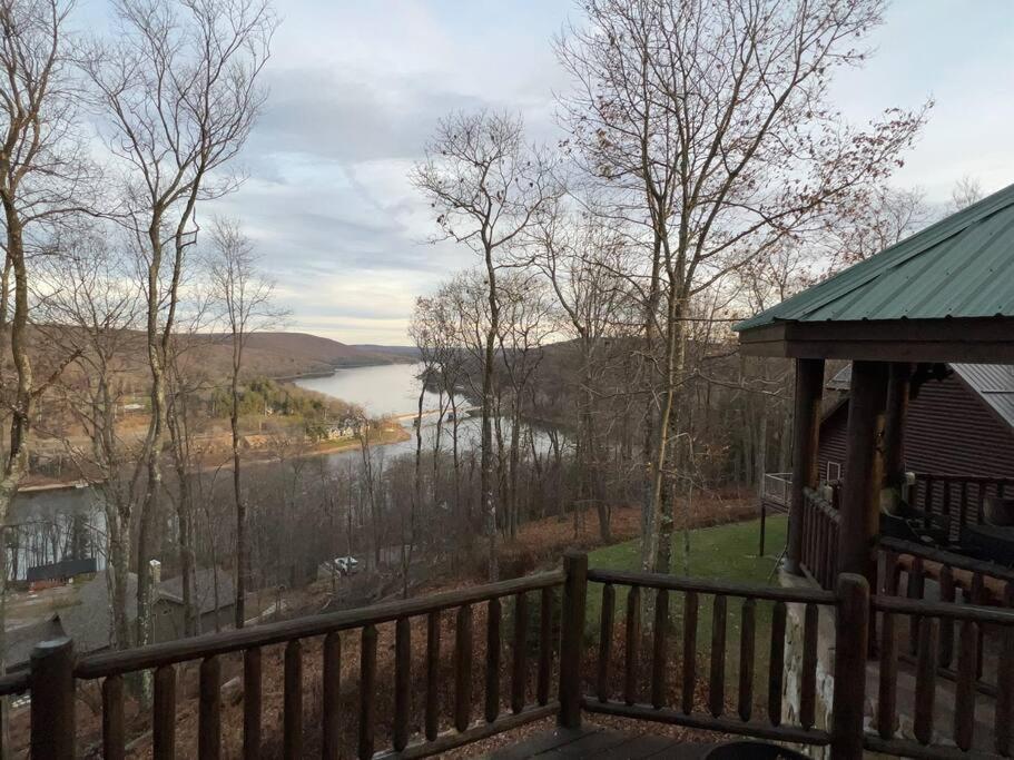 Villa Bella Vista! Amazing Lake Views, Hot Tub, Peleton! McHenry Exterior foto